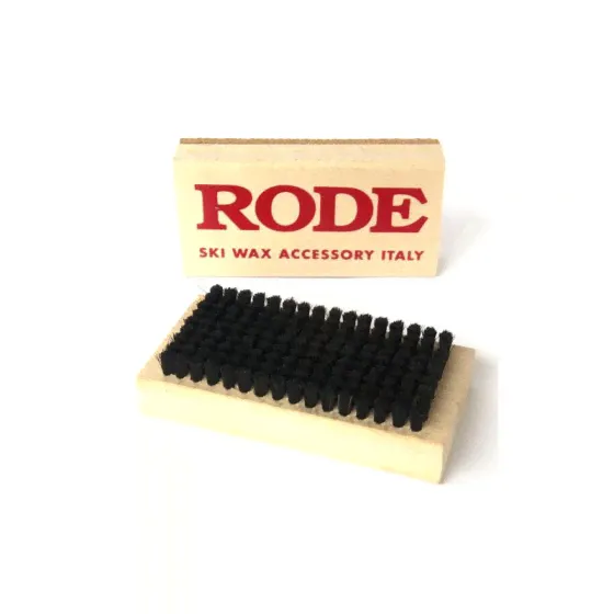 щетка с конским волосом RODE 2015-16 AR72
