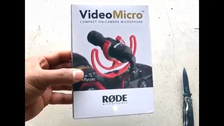 RODE COMPACT ON CAMERA MICROPHONE WITH RYCOTE LYRE SHOCK MOUNT BLACK VIDEOMICRO