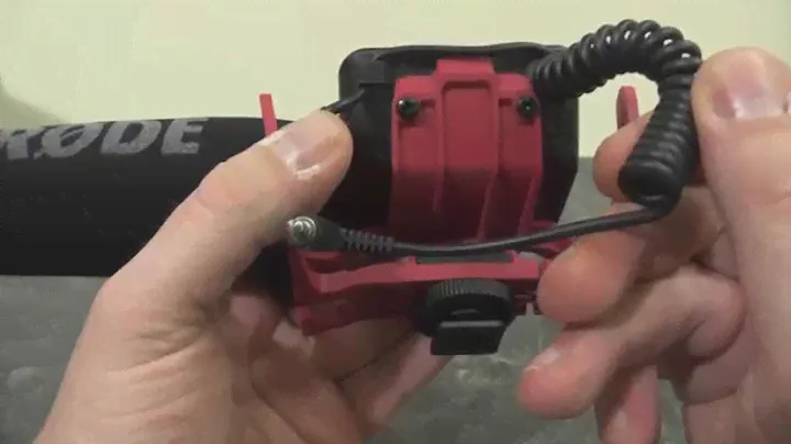 Rode Videomic (with Rycote Lyre Suspension) - Unboxing & audio test