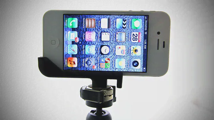 GLIF Tripod Mount & Stand for iPhone 4 / 4S Review
